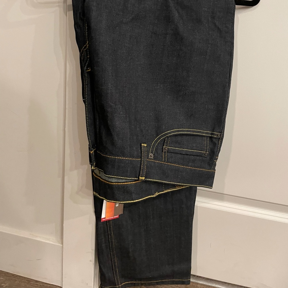 Brand New Levi Jeans 541 44x 32